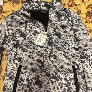 NEW WITH TAGS Cowhide Black/White Pullover